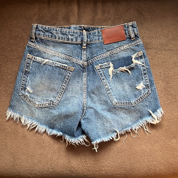 Zara Jean shorts - Picture 2 of 2